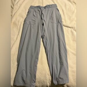 Lululemon size 8 joggers